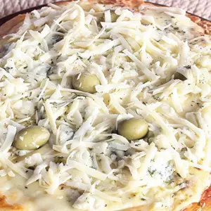 Pizza provolone