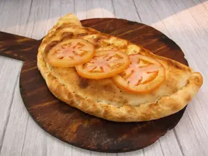 Calzone napolitano