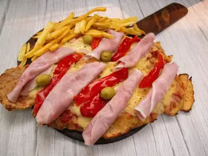 Milan. a la pizza de j y m xxl