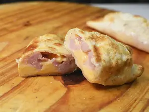 Emp .jamón y queso