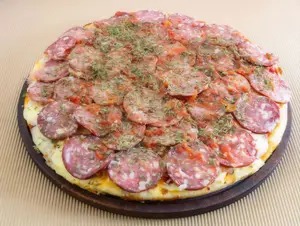 Pizza chica calabresa