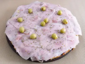 Pizza chica con jamón