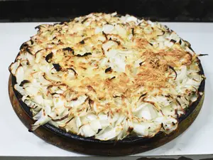 Porcion de fugazzeta al roquefort