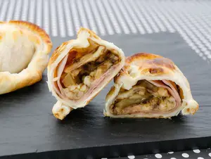 Empanada de ananá y jamón