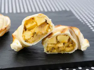 Empanada de queso y cebolla