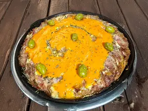 Grande panceta y cheddar