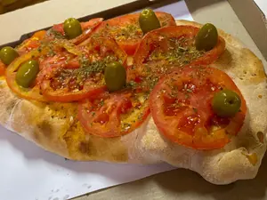 Calzon calabrés con jamón