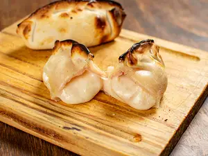 Empanada de jamón y queso