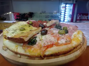 Pizza 4 especiales