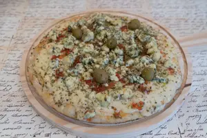 Pizza con roquefort chica