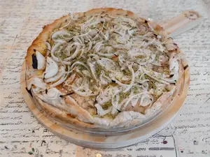 Pizza fugazza con cebolla