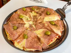 Pizza jamón chica