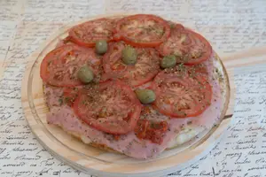 Pizza napolitana c/ jamón ch