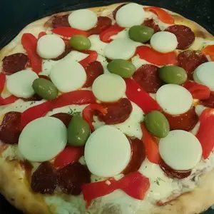 Pizza de Pepperoni y palmitos
