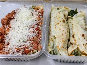 Canelones de verdura con bolognesa