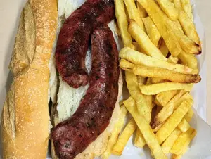 Choripan con fritas