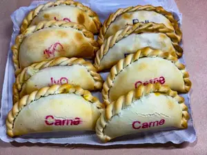 Empanada de jamón y queso