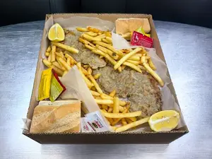 Milanesa xl con papas fritas para 2