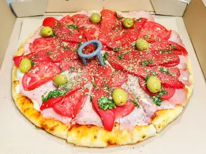 Napolitana Con Jamón Y Morron
