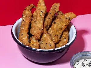 Bastones de pollo frito