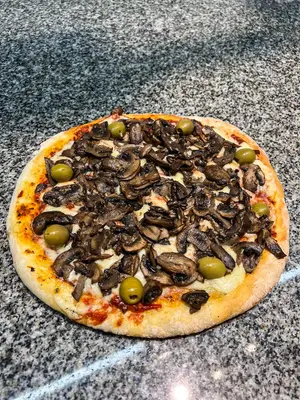 Pizza Hongos