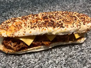 Sandwich pork desmenuzado