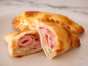 Empanada De Roque Y Jamón