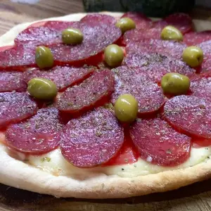 Pizza Calabresa