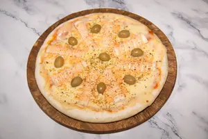 Pizza De Muzza Y Palmitos