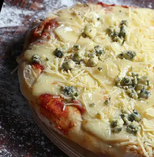 Pizza 3 quesos