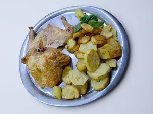 Pollo entero grande