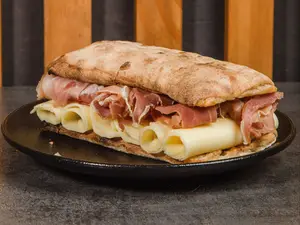 Sandwich jamon crudo
