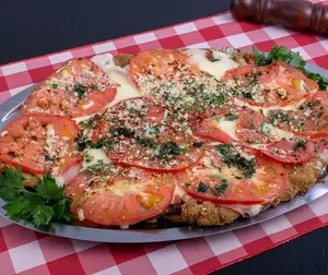 Milanesa de ternera napolitana