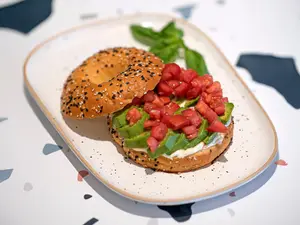 Bagel vegetariano