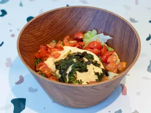 Ensalada caprese y burrata