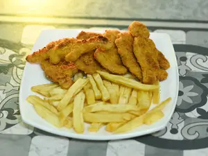 Gd Menu infantil ricosaurios con papas fritas