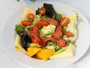 Ensalada De Salmón