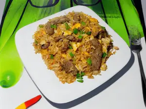Chaufan con carne