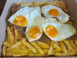 Caja de milanesa a caballo