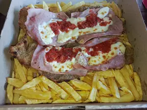 Caja de milanesa napolitana