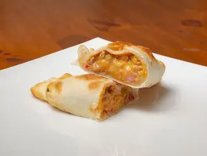 Empanadsuper cheddar con bacon