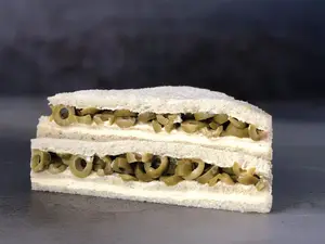 Triple queso aceitunas verdes
