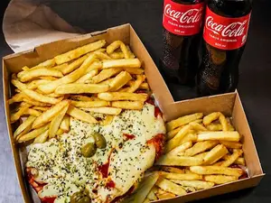 2 napolitanas + 2 coca cola + fritas
