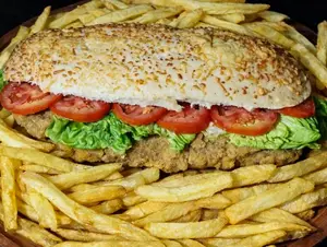 Lechuga y tomate + papas