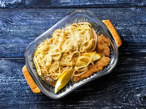 Simple con spaghettis