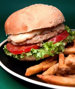 Burger Re Pollo