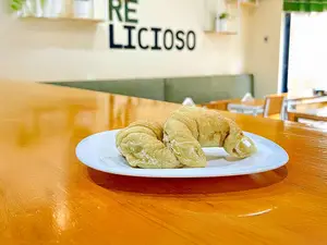 Medialunas Docena