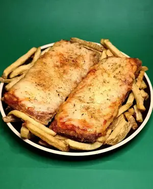 Milanesa A La Pizza Con Papas
