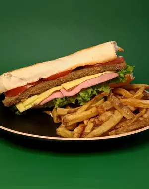Sánd milanesa d seitan + papas