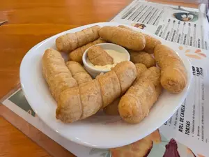 Tequeños De Almendra